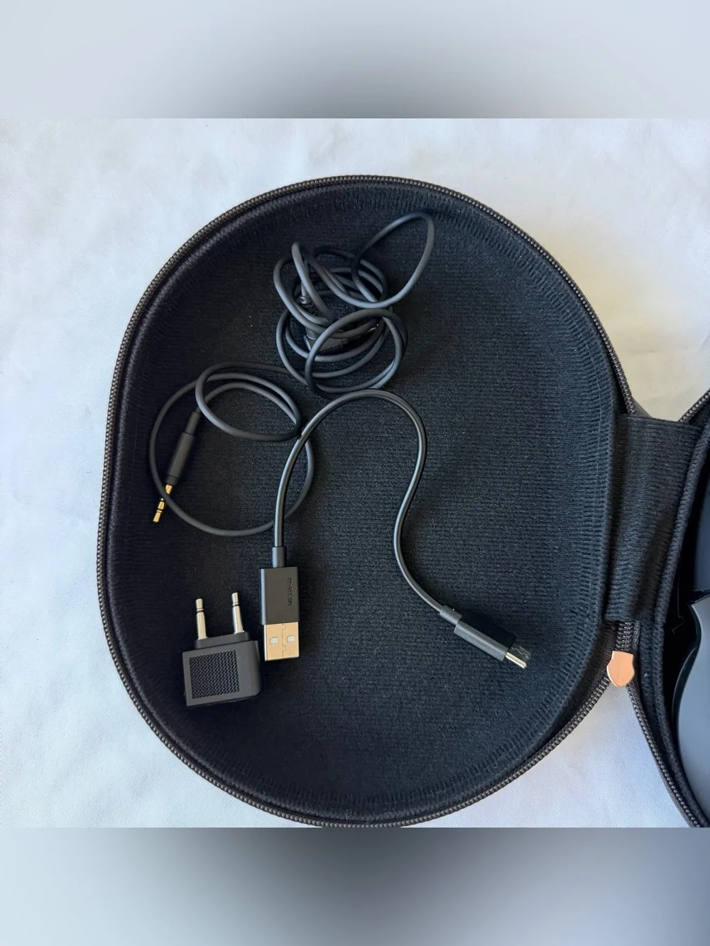 Sony - WH-1000XM4 Wireless Noise-Cancelling Over-the-Ear Headphones - Black
